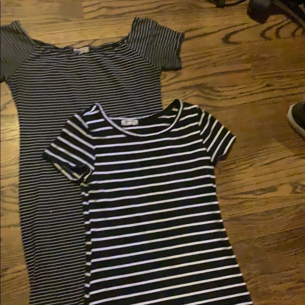 Dresses - Picture 3 of 3